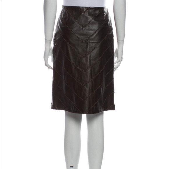 🚫SOLD🚫 Oscar de la Renta Chocolate Leather Chevron Skirt - Picture 5 of 10